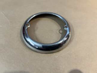 Kromring runt parkglas Fram